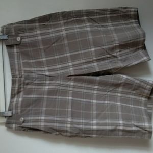 Sport Haley brown plaid shorts sz 10